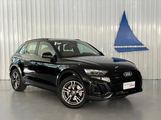 AUDI Q5 2.0 55 TFSIE PHEV PERFORMANCE BLACK QUATTRO S TRONIC AUDI Q5 2.0 55 TFSIE PHEV PERFORMANCE BLACK QUATTRO S TRONIC